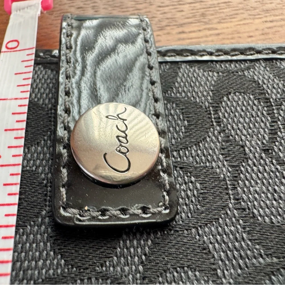 Coach Signature Black Canvas Slim Wallet W/ Patent Leather Trim - Picture 15 of 15